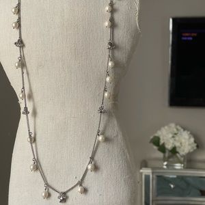Ann Taylor silver pearl necklace